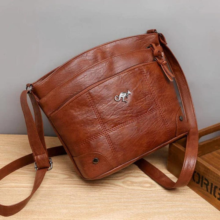 Alina Tasche | Grace Signature Design