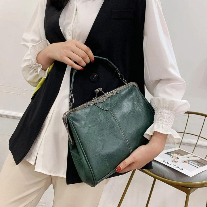 Vintage-Handtasche mit Klappverschluss