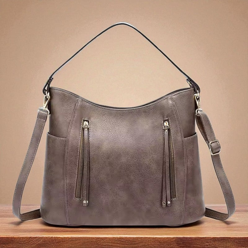 Georgias zeitlose Eleganz | Vintage-Schultertasche
