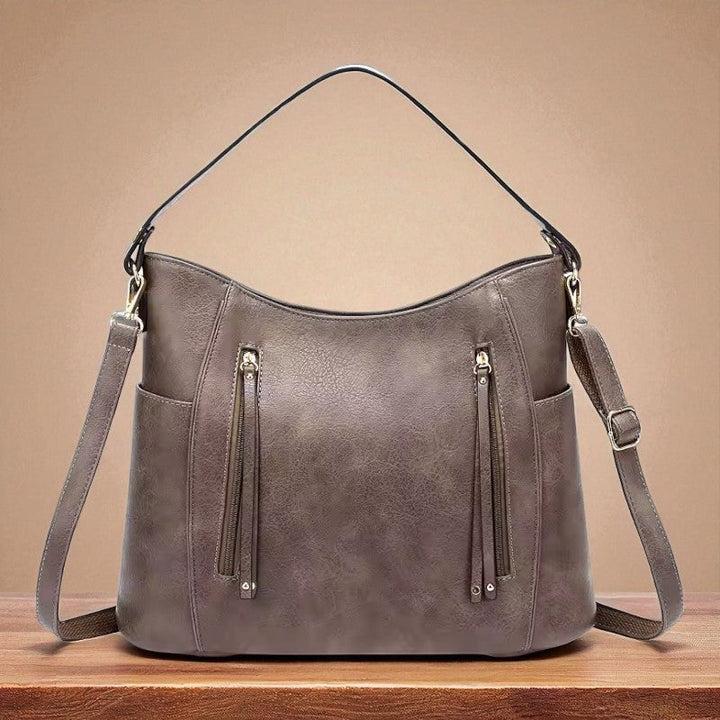 Georgias zeitlose Eleganz | Vintage-Schultertasche