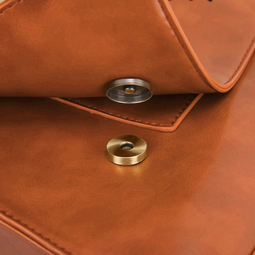 Tasche mit stilvoller Gertrud-Deko