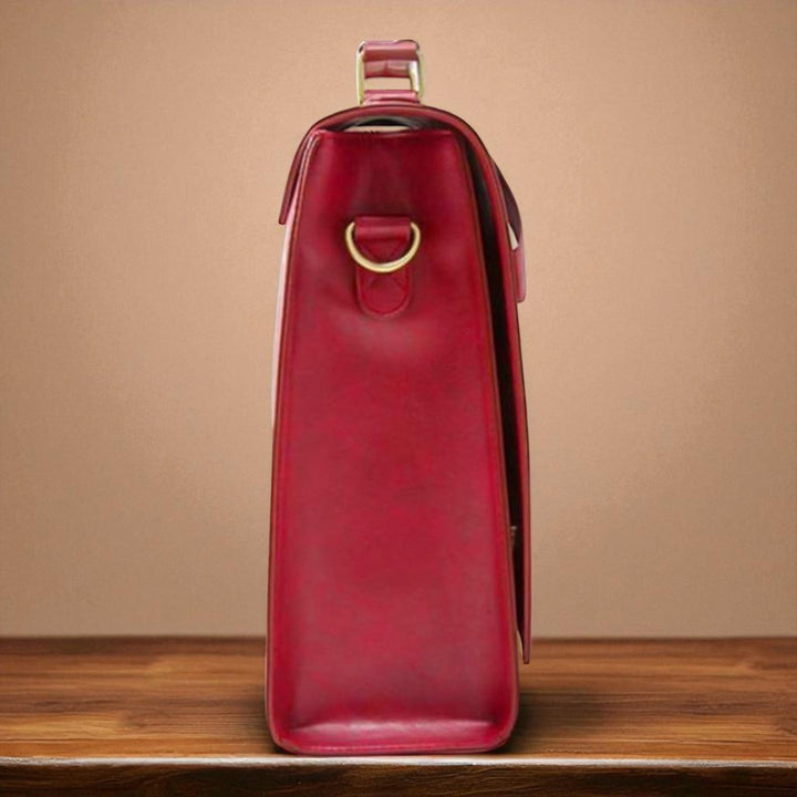 Tasche mit stilvoller Gertrud-Deko