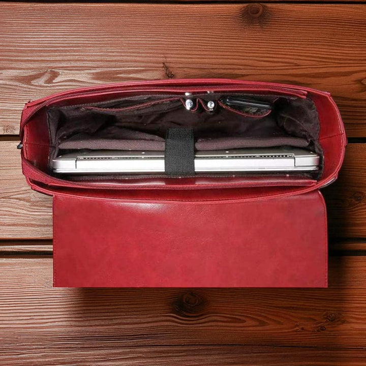 Tasche mit stilvoller Gertrud-Deko