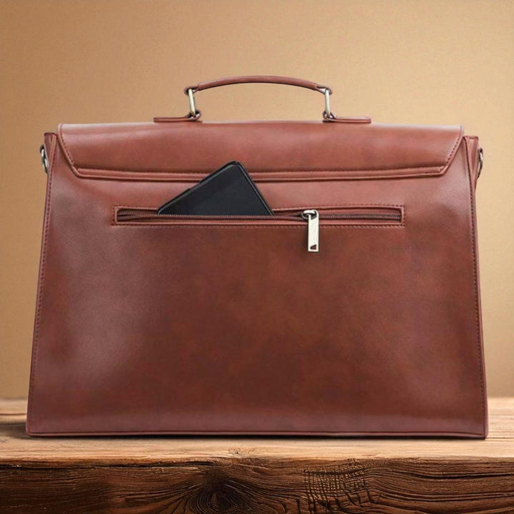 Tasche mit stilvoller Gertrud-Deko